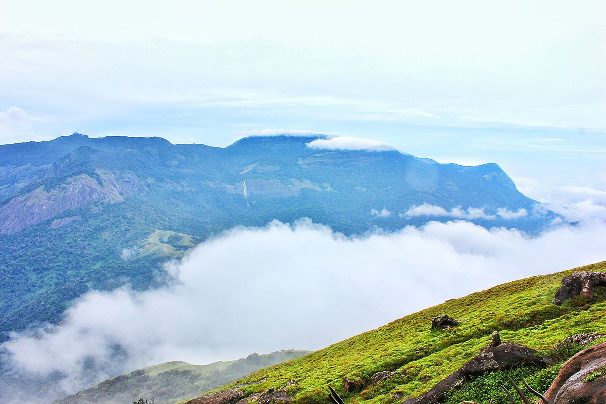Velliyangiri hills images